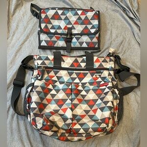 Skip Hop Diaper bag with changing pad